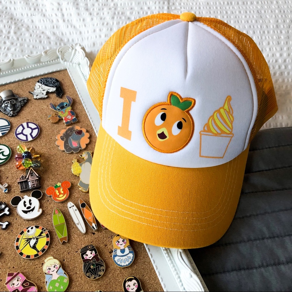 🆕 🏰 DisneyParks Orange Swirl SnapBack